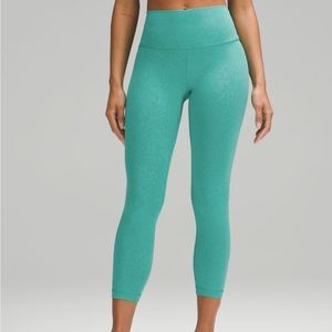 Lululemon Wunder Train High-Rise Crop 23”